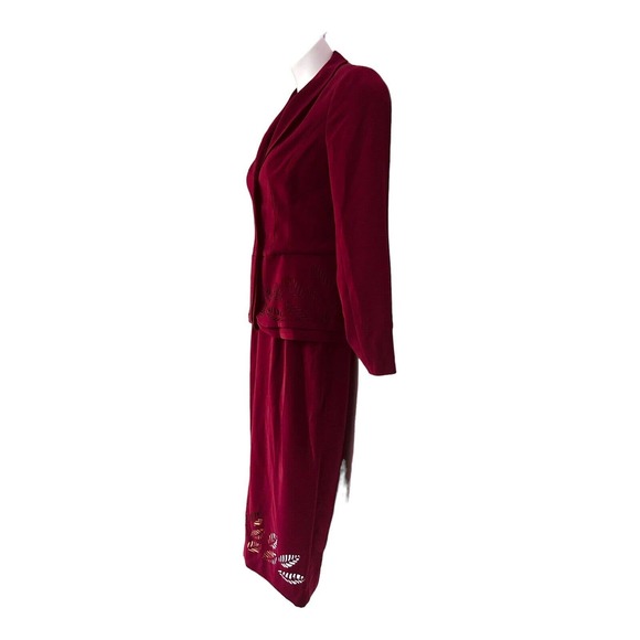 Midnight Velvet Cutwork Fall Burgundy Desk to  Dinner Office Power Skirt Suit - Picture 7 of 15